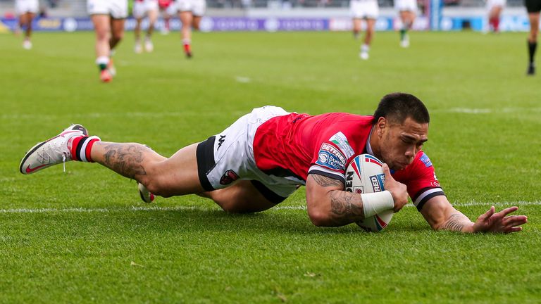 Ken Sio ran the length of the pitch to get Salford back into things, but the comeback proved fleeting 