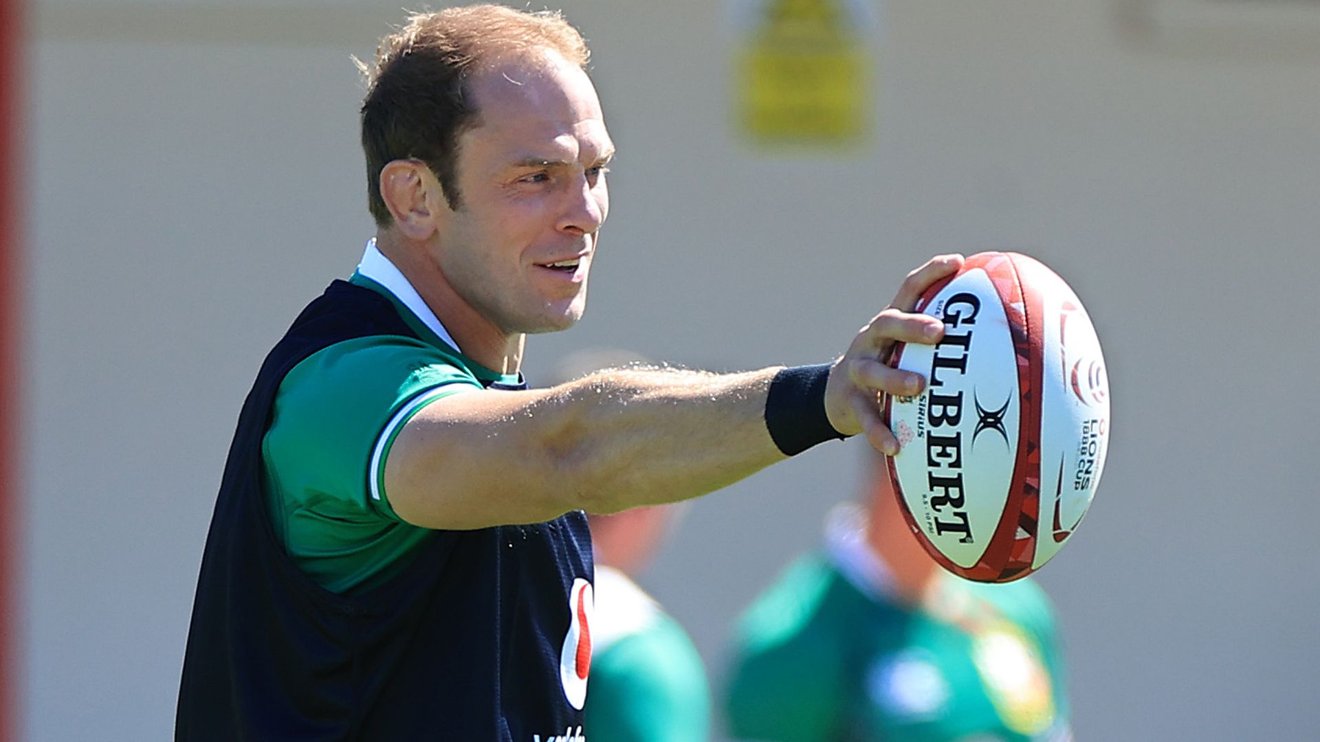 No England players in XV as Jones leads Lions vs Japan