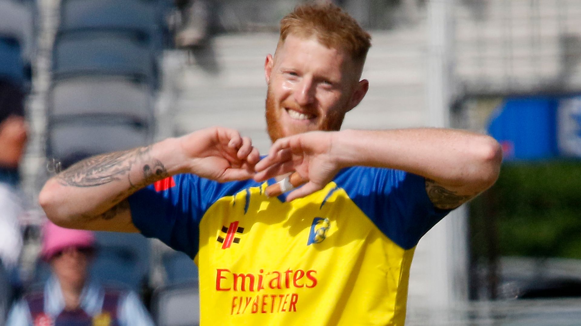 Stokes takes superb catch on Blast return