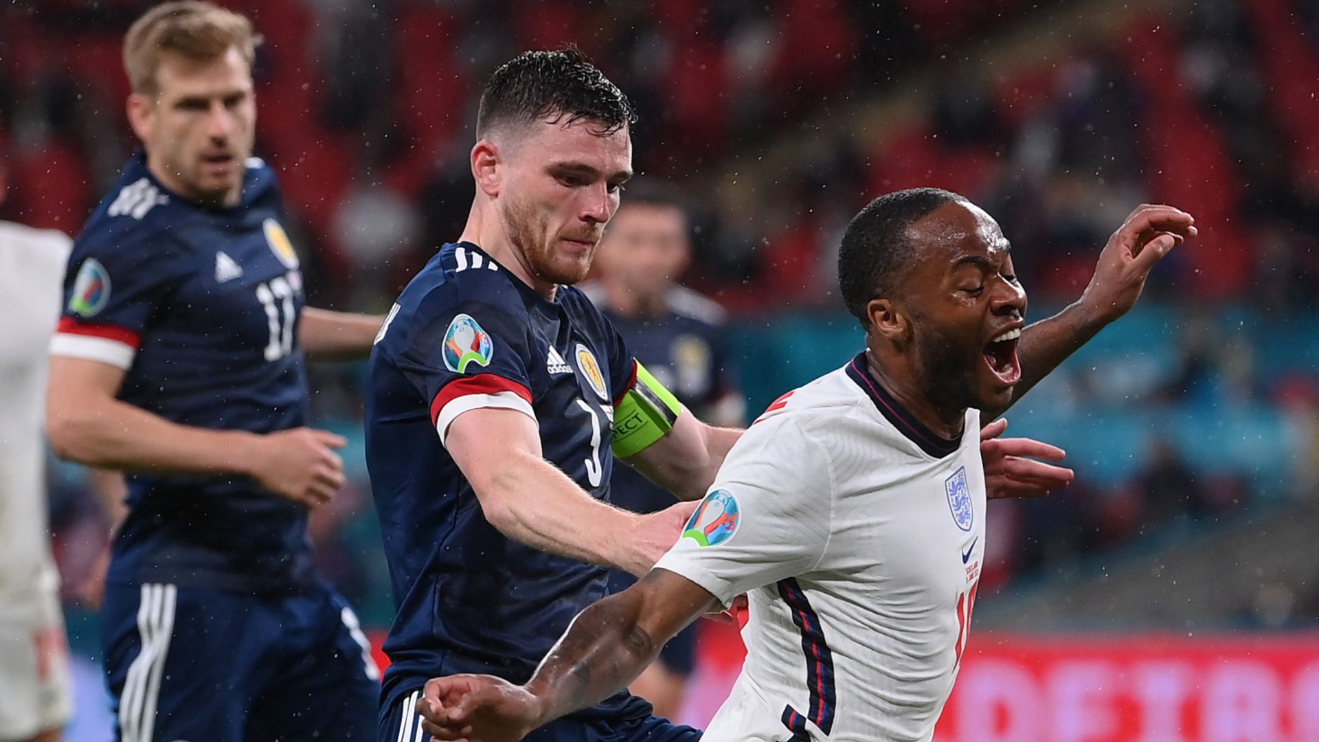 Intense Scotland battle to draw with sluggish England