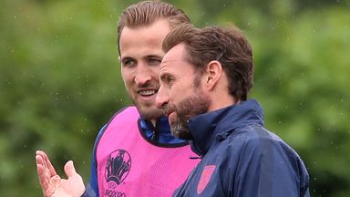 Southgate: Kane faces repetitive cycle of criticism