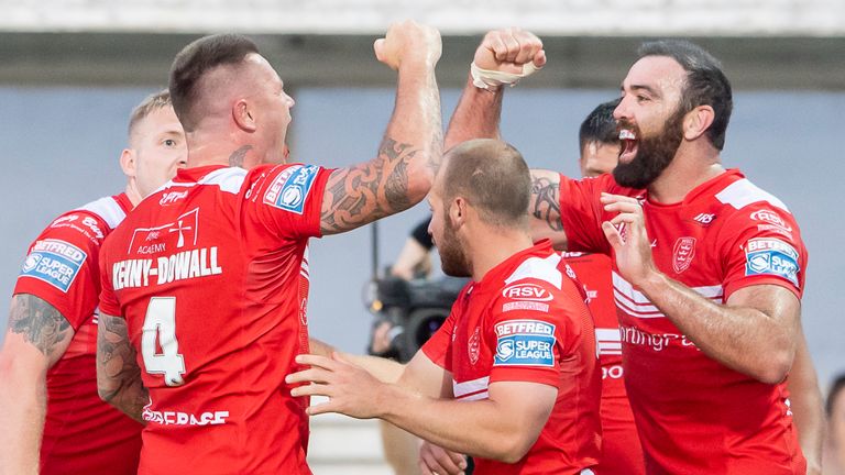 Highlights as Hull KR run in seven tries to defeat Salford in Friday's Betfred Super League match.