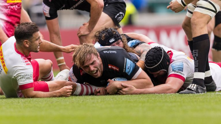 Jonny Gray hit back for Exeter, as he crashed over for their first try 