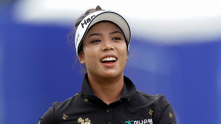 Patty Tavatanakit raced into contention after a 65
