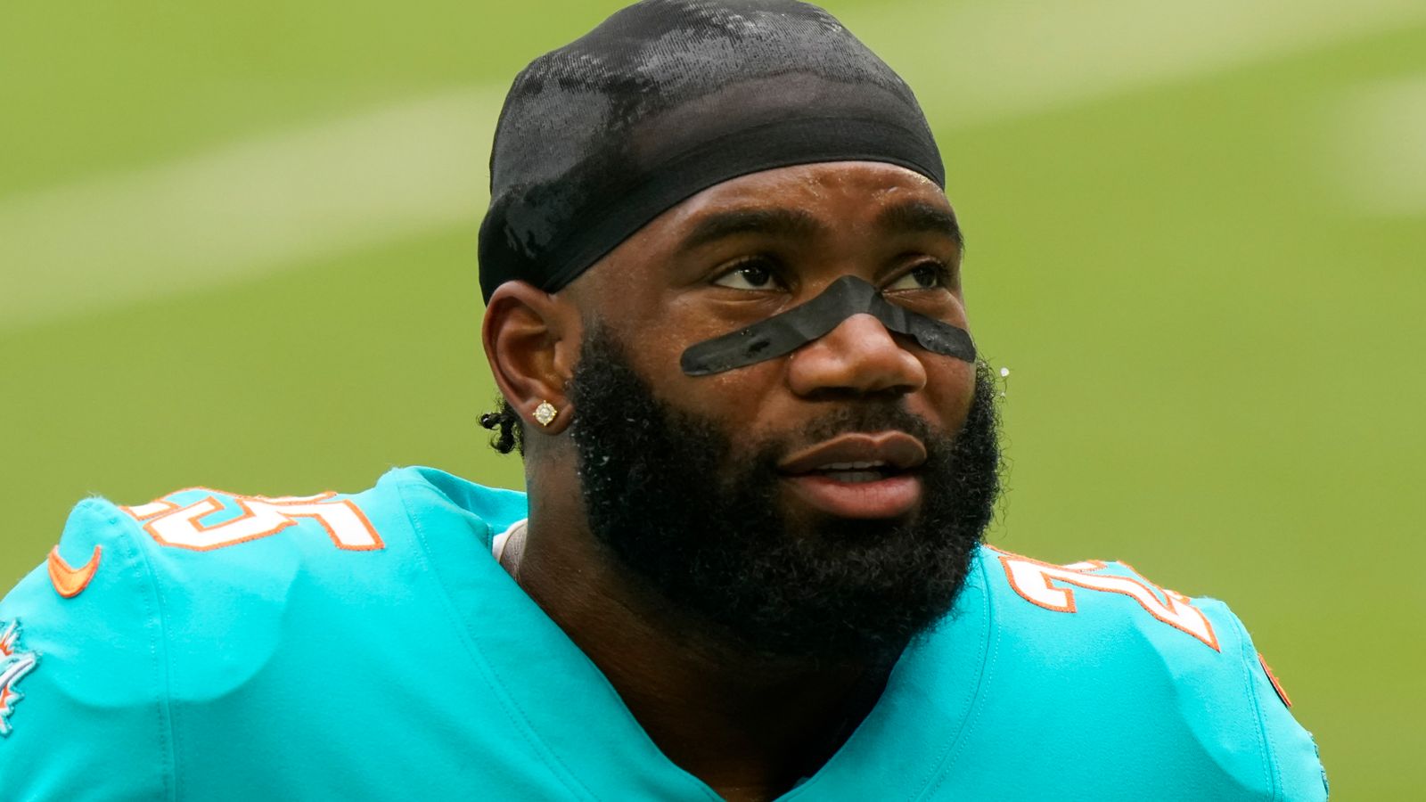 Xavien Howard: Miami Dolphins cornerback requests trade just two seasons  into five-year, $75m contract, NFL News