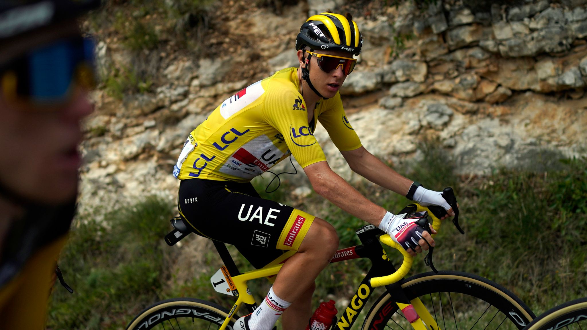 Tadej Pogacar wins stage, extends Tour de France lead
