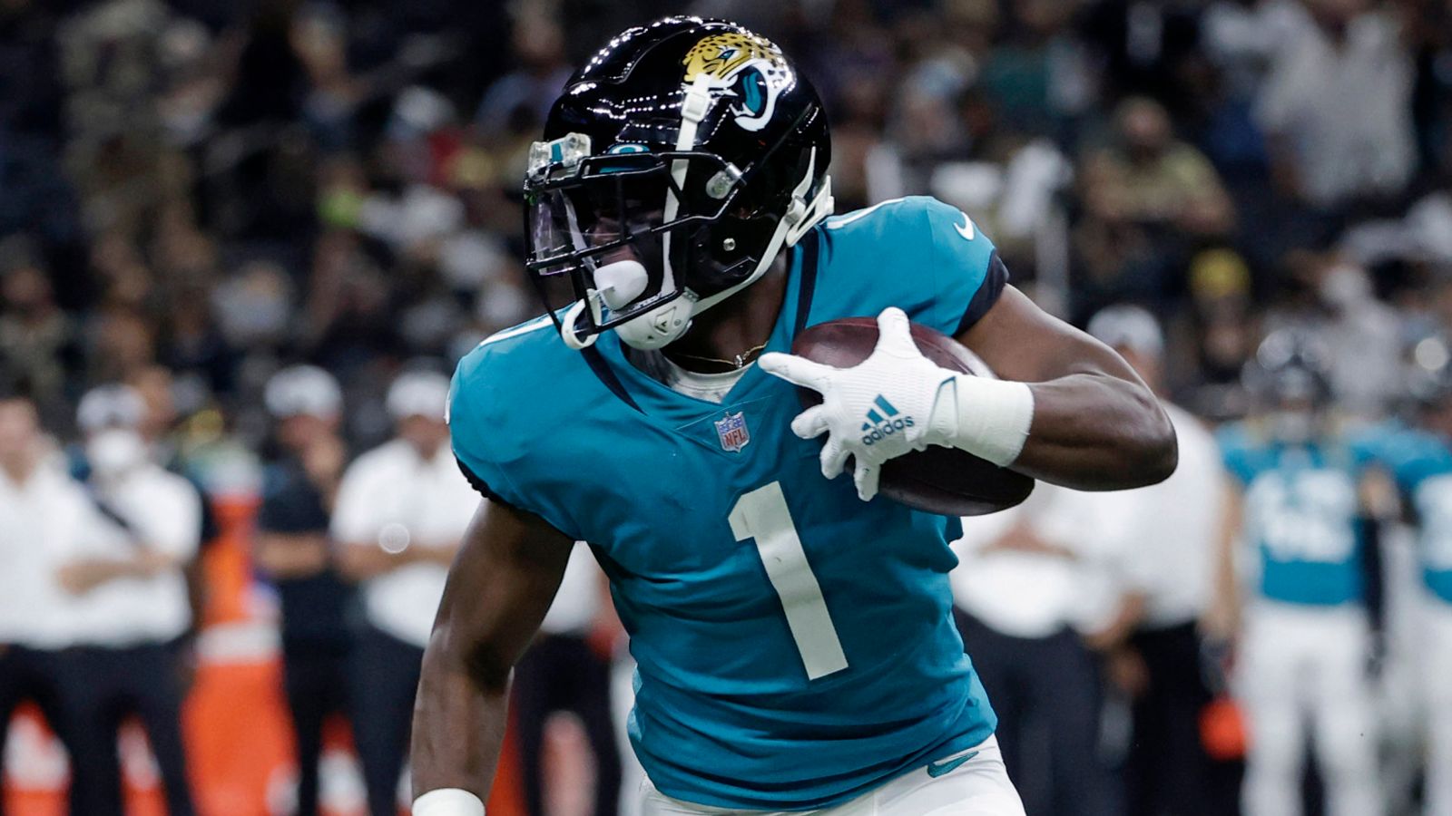 What Travis Etienne's Injury Means for James Robinson and the Jags