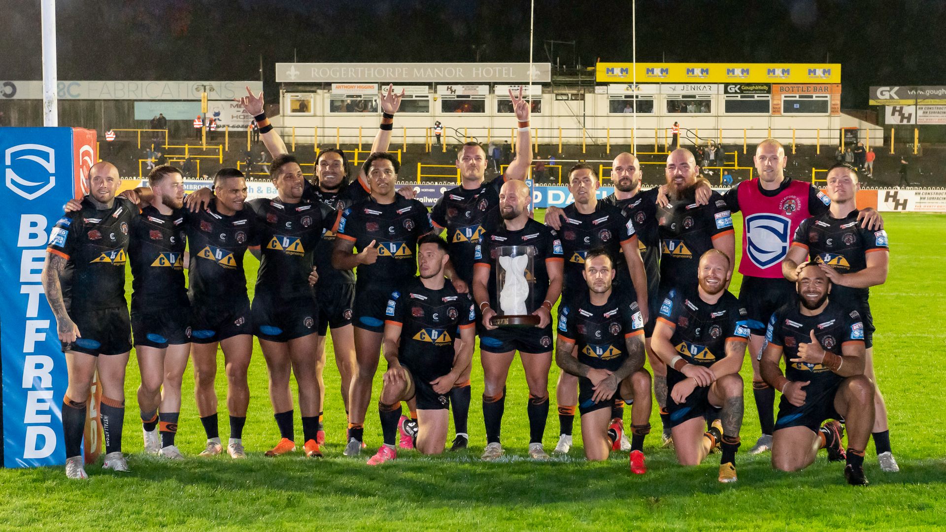 Castleford continue derby dominance over Wakefield