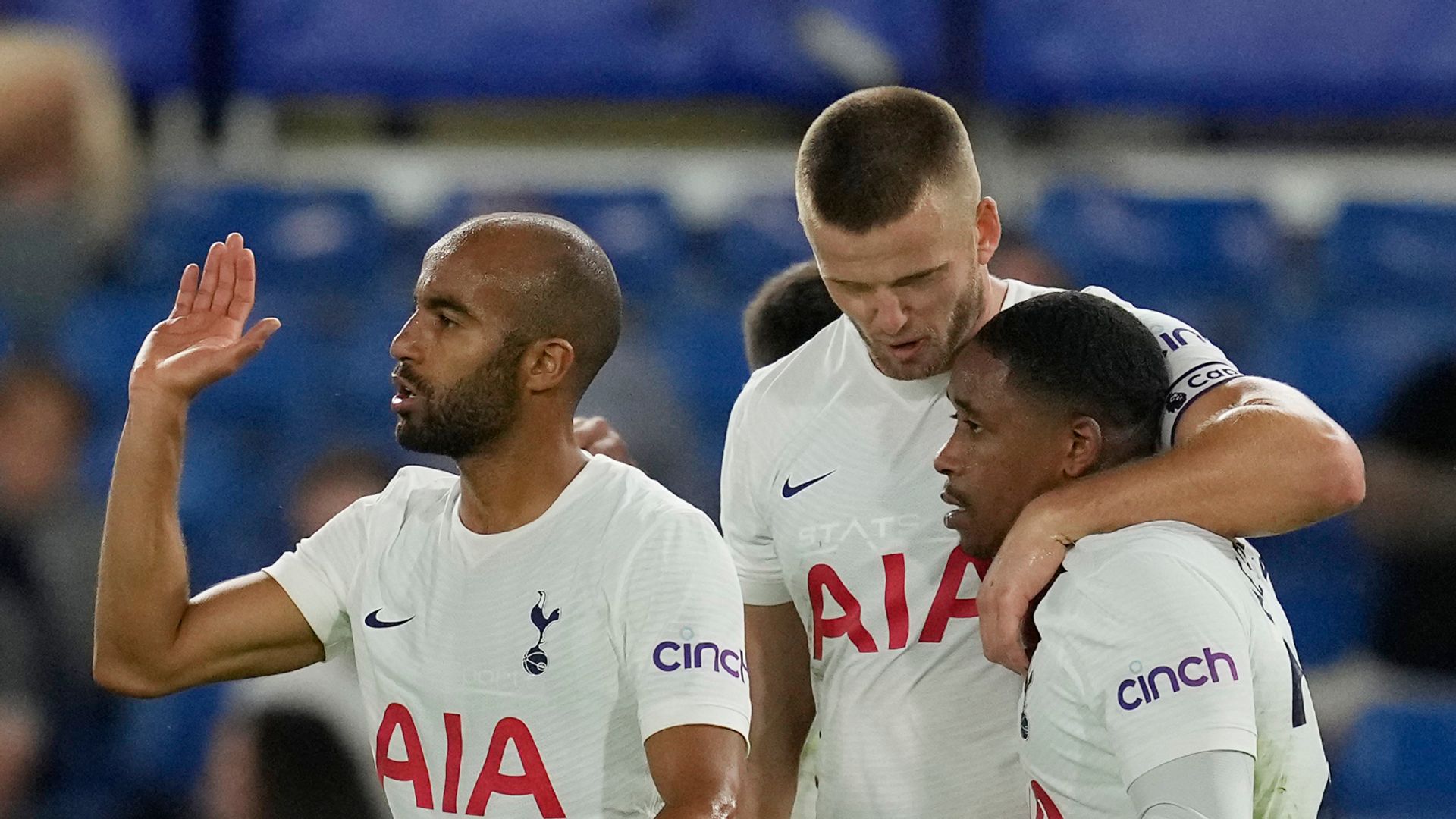 Spurs mount two-goal comeback to draw at Chelsea