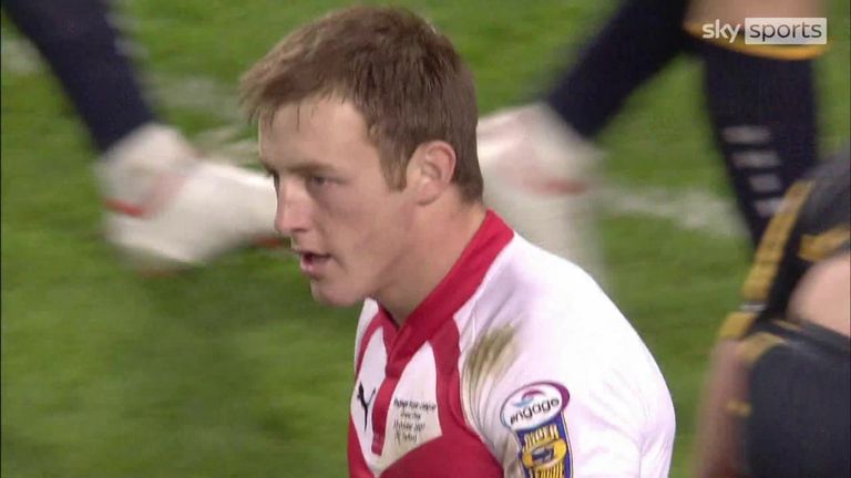 James Roby finished off a fine attack try during St Helens' 2007 Super League Grand Final clash with Leeds Rhinos