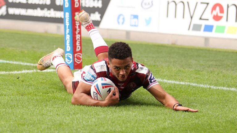 Umyla Hanley notched a hat-trick as Wigan put 50 points past Leigh on Sunday 
