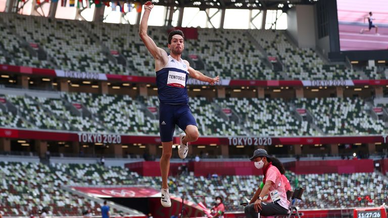 Miltiadis Tentoglou jumped 8.41m in the final round of the competition to take gold away from Juan Miguel Echevarria