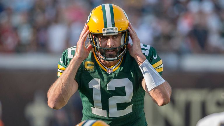 How will Aaron Rodgers and the Packers respond to their defeat against the Saints?