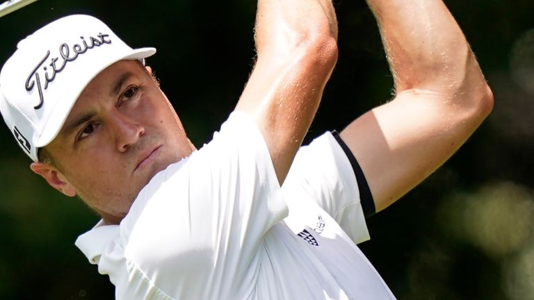 Justin Thomas cherche à devenir le troisième joueur à remporter plusieurs fois la FedExCup 