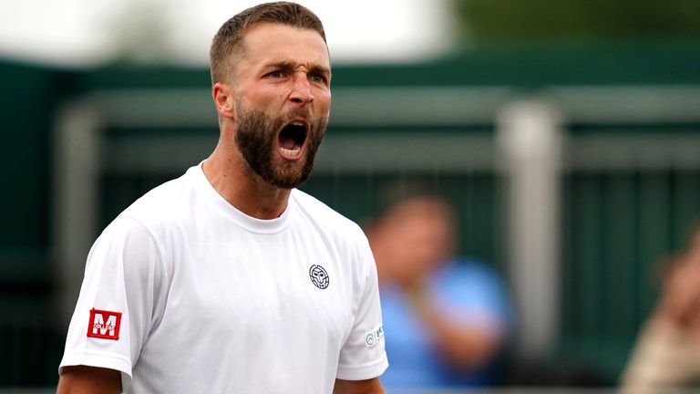 Liam Broady a été appelé dans l'équipe de Grande-Bretagne de Coupe Davis pour les matches de groupe contre la France et la République tchèque la semaine prochaine