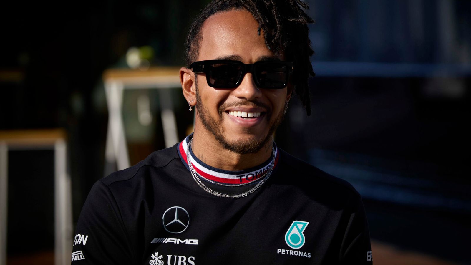 Hamilton to take 10-place grid penalty with new engine thumbnail