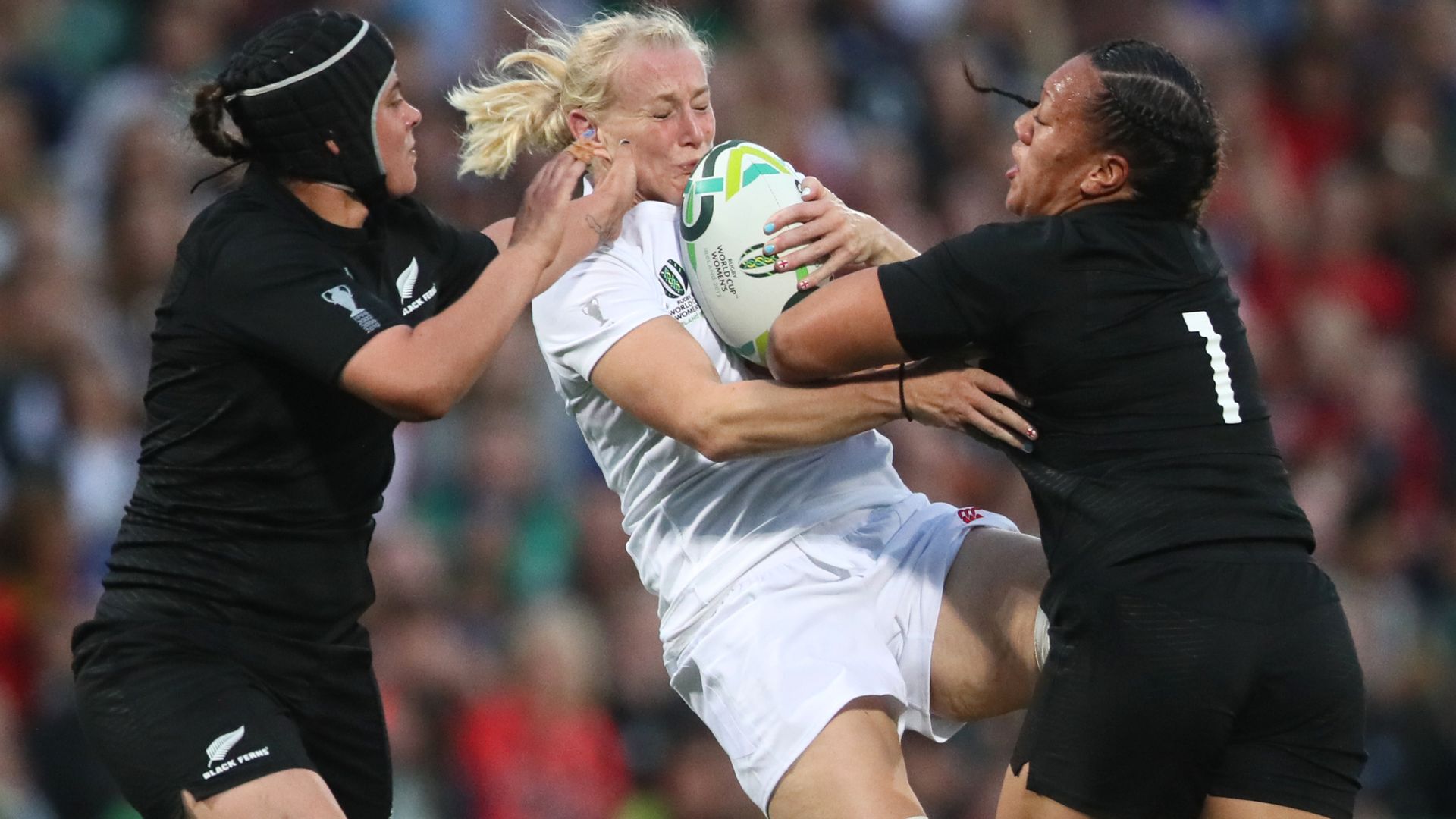 England, Black Ferns to trial mouthguards which record collisions
