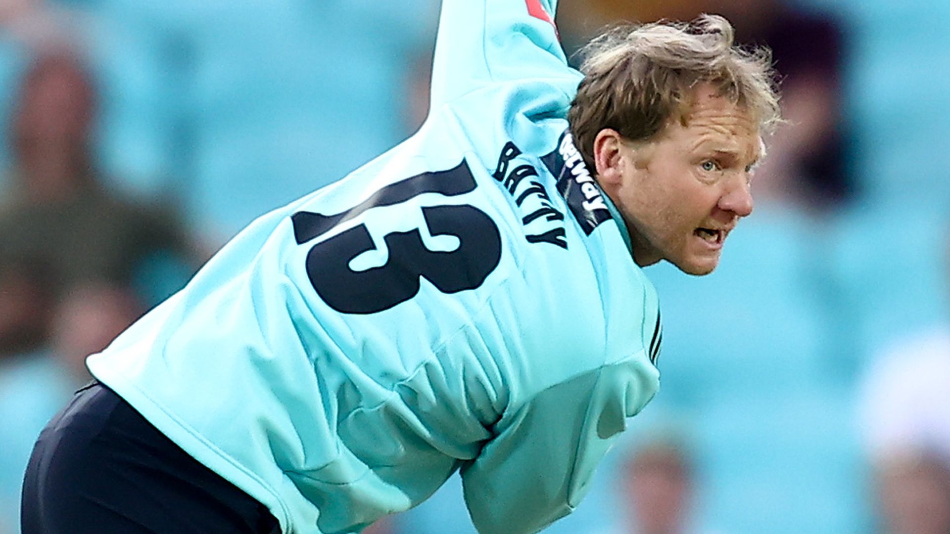 Batty retires and becomes Surrey assistant coach