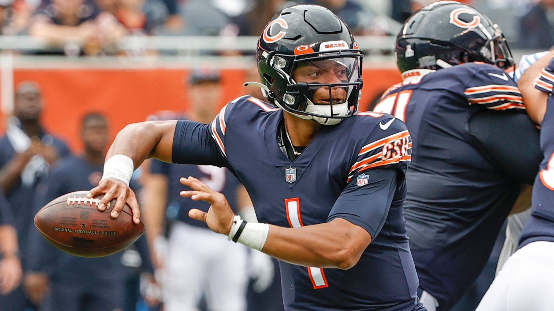 Fields back to start against Packers