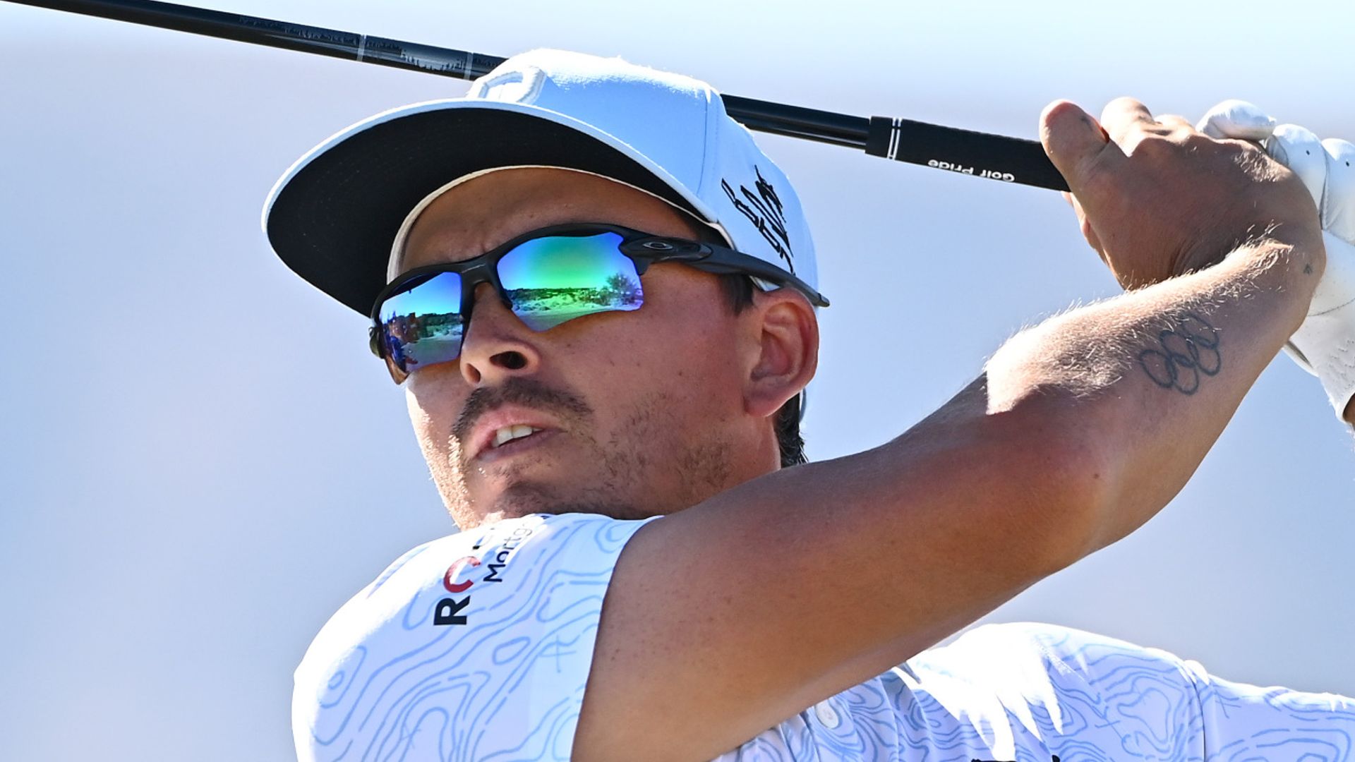 Fowler and McIlroy light up Las Vegas