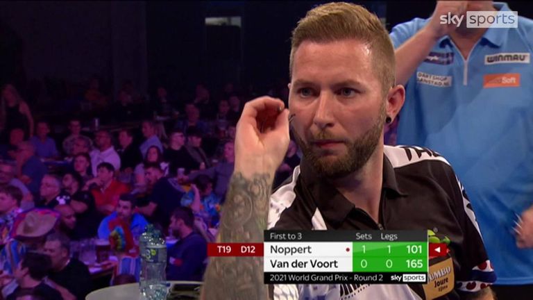 Noppert hit a 130 and 101 checkout in consecutive legs against Van der Voort