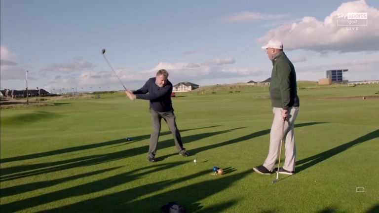 ¡Shane Warne, Michael Vaughan, Piers Morgan y Jamie Redknapp estuvieron entre las estrellas que se enfrentaron al desafío de golf de nogal en St Andrews antes del Campeonato Alfred Dunhill Links! 