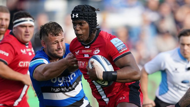 Maro Itoje bursts through to score the first try against Bath