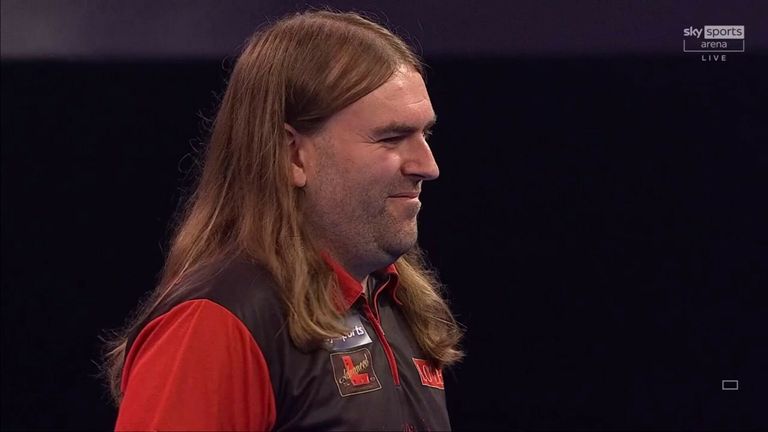 Ryan Searle hits a fantastic 150 checkout to take the opening set against Dimitri Van den Bergh in the World Grand Prix.