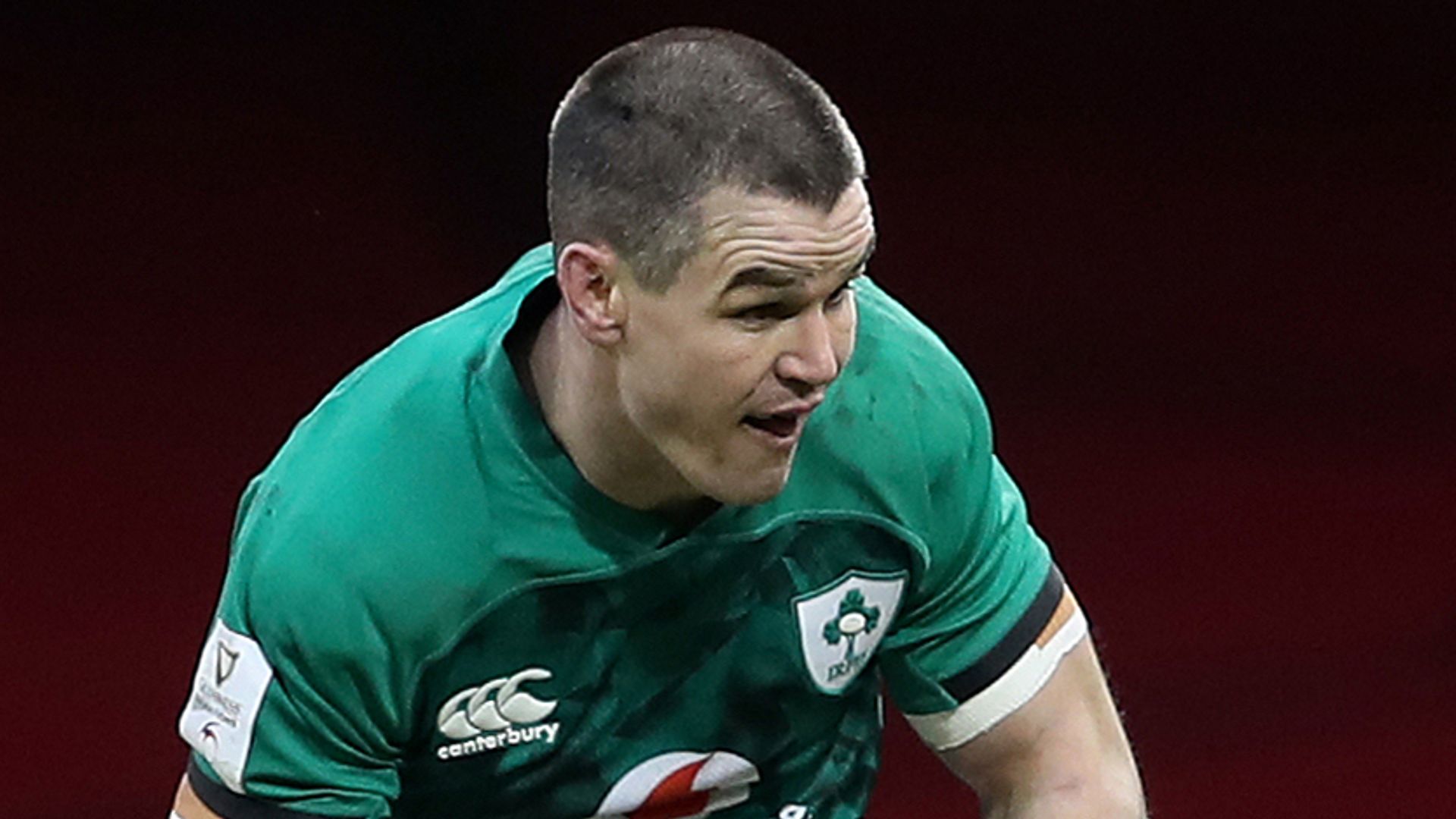 Sexton waiting until after Six Nations to decide on future