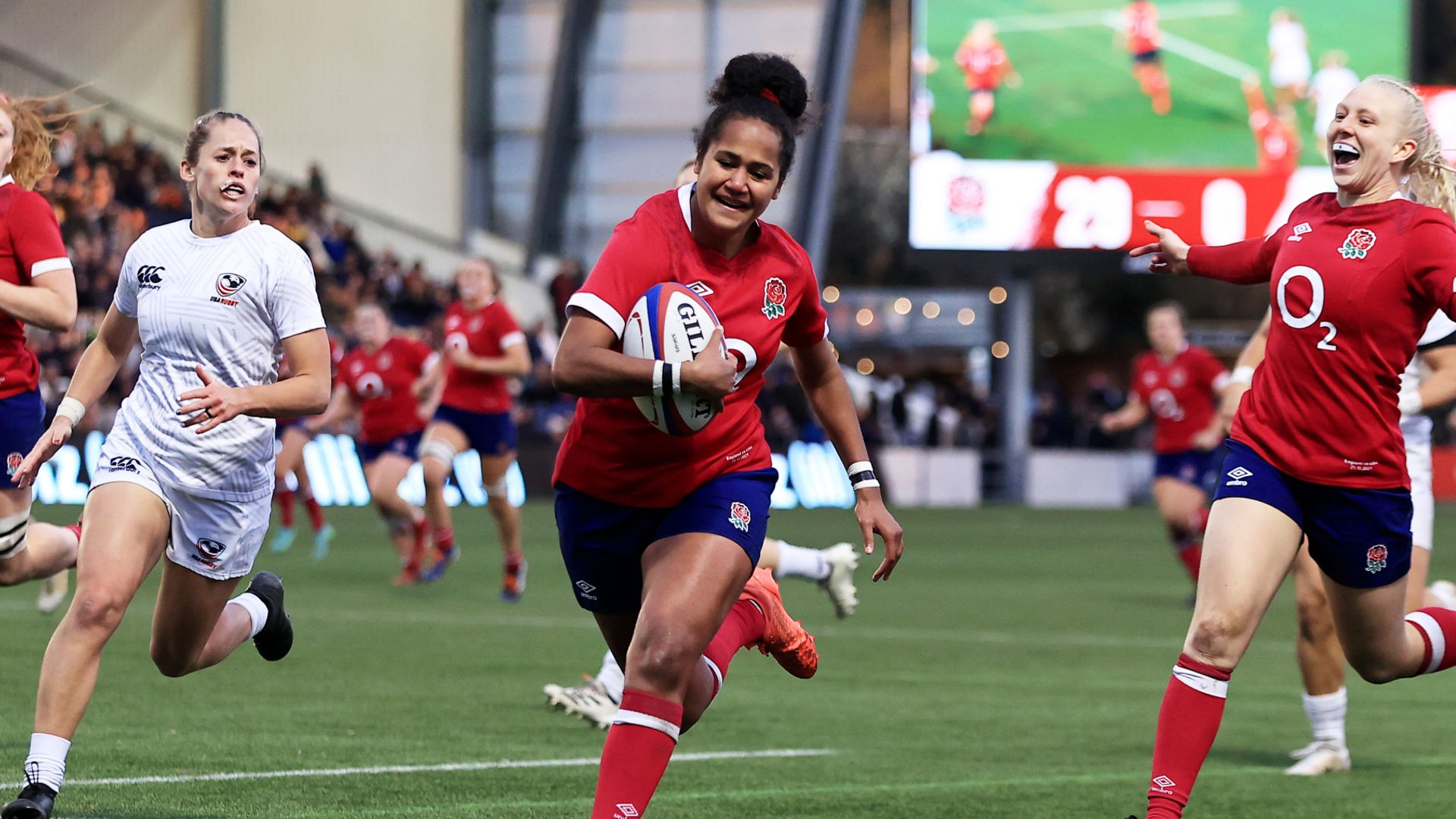 Red Roses crush USA to extend win streak