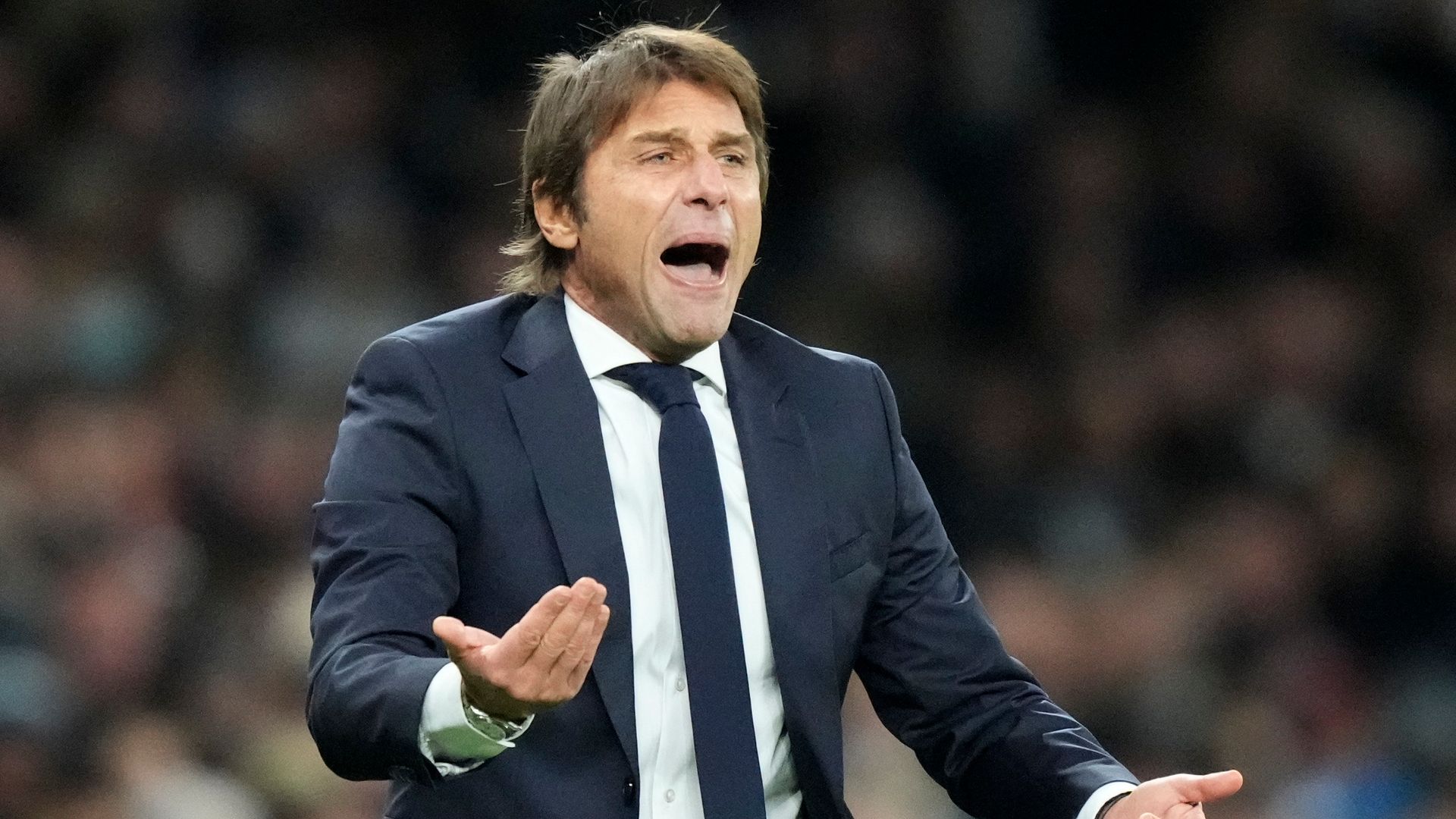 Conte: Crazy Vitesse game important for Spurs