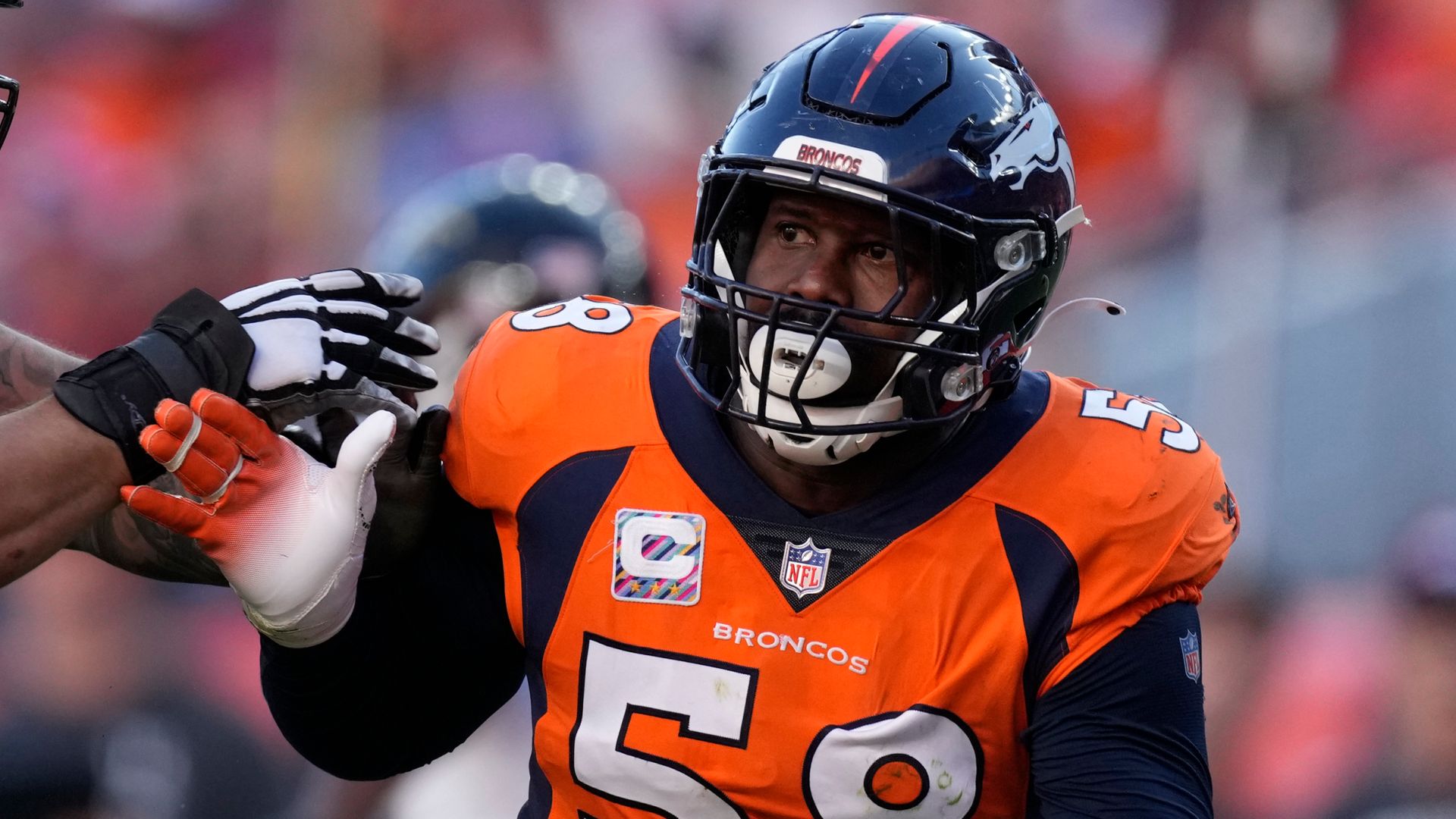 Broncos trade Von Miller to Rams