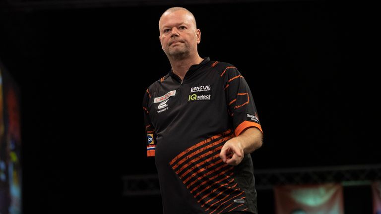 Van Barneveld is bidding to reach the Grand Slam knockout stages for the first time since 2017