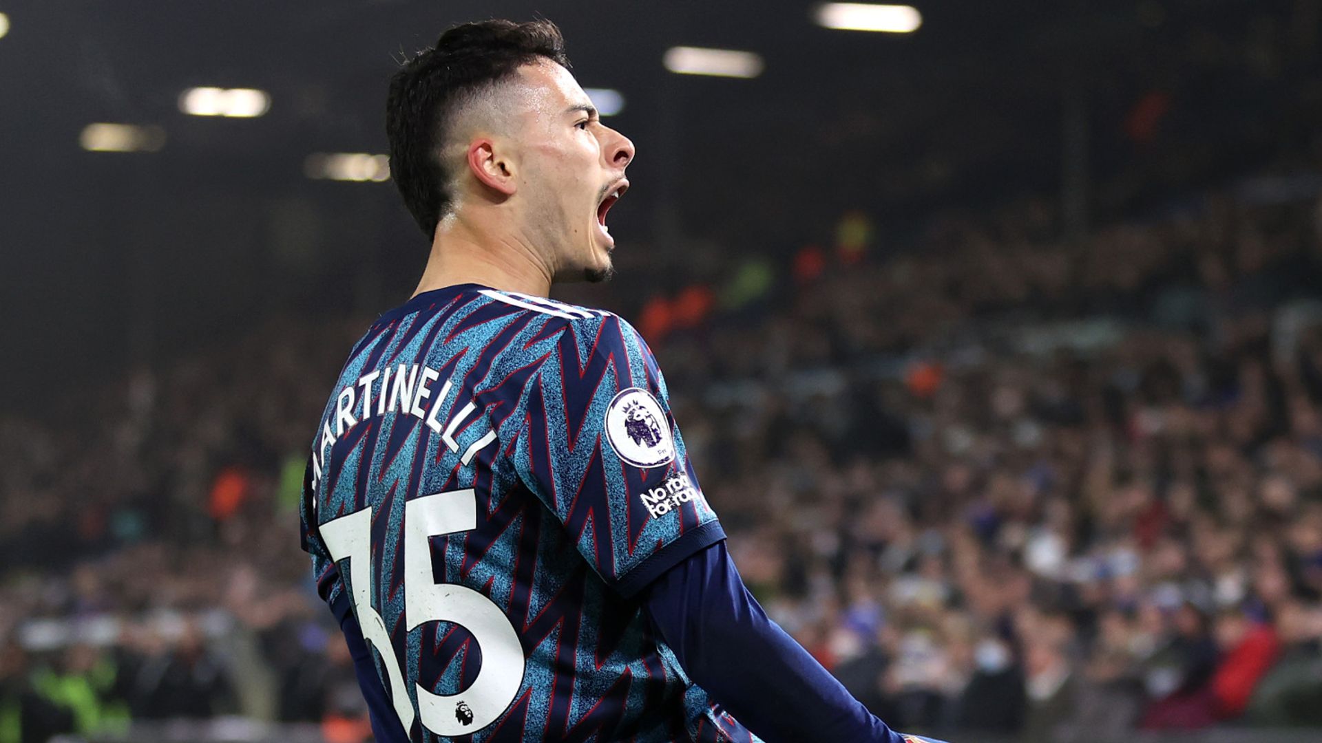 Early Martinelli double sees Arsenal past Leeds
