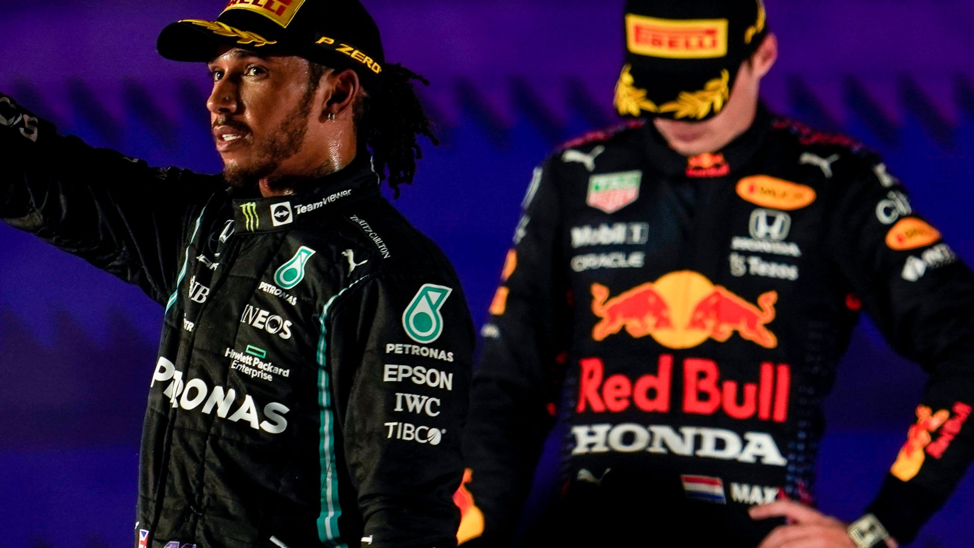 Hamilton beats Verstappen amid F1 chaos to set up title showdown