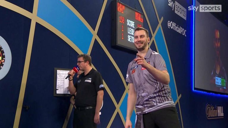 Florian Hempel broke Martin Schindler with a fantastic 158 checkout en route to a straight sets win