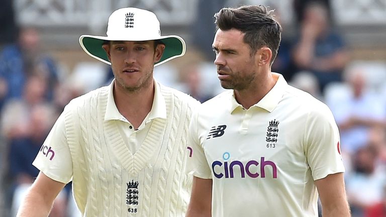 England's Stuart Broad (L) and James Anderson (R) were left off the squad in Brisbane