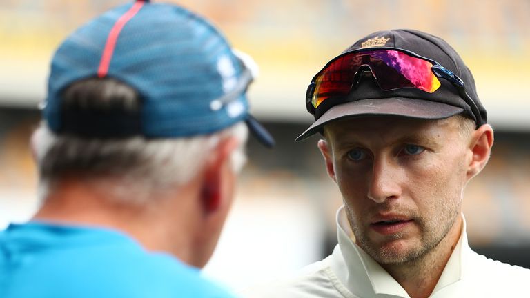 England must stay psychologically strong after losing their 10th Test out of 11 in Australia, says Nasser Hussain