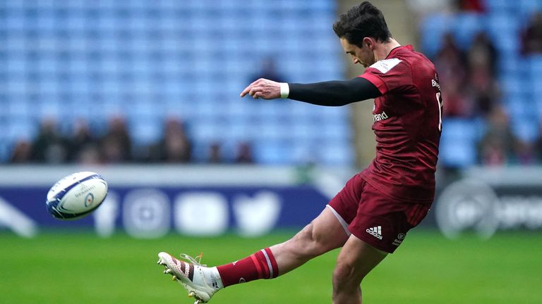 Joey Carbery kicked the opening points of the contest off the tee 