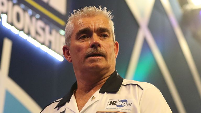 Steve Beaton faces Fallon Sherrock in the first round of the 2021-22 PDC World Darts Championship