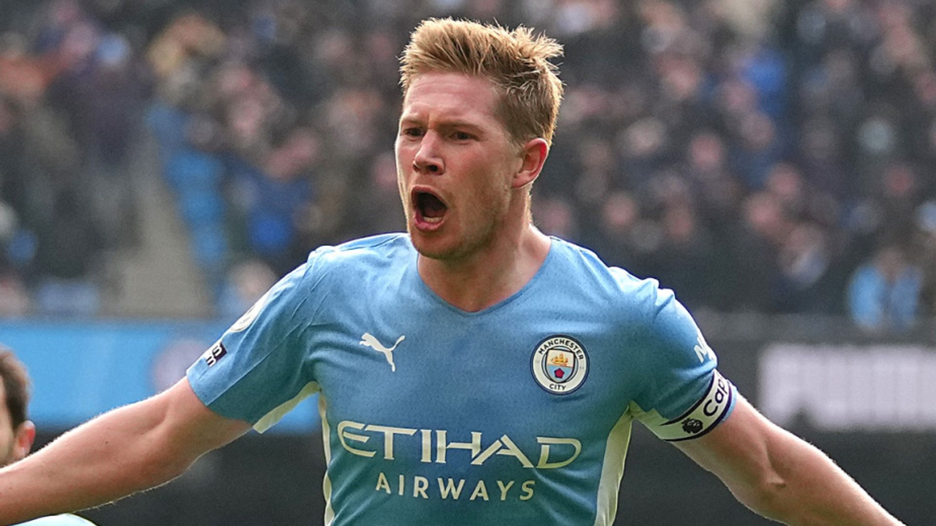 De Bruyne beauty sends City 13 points clear of Chelsea