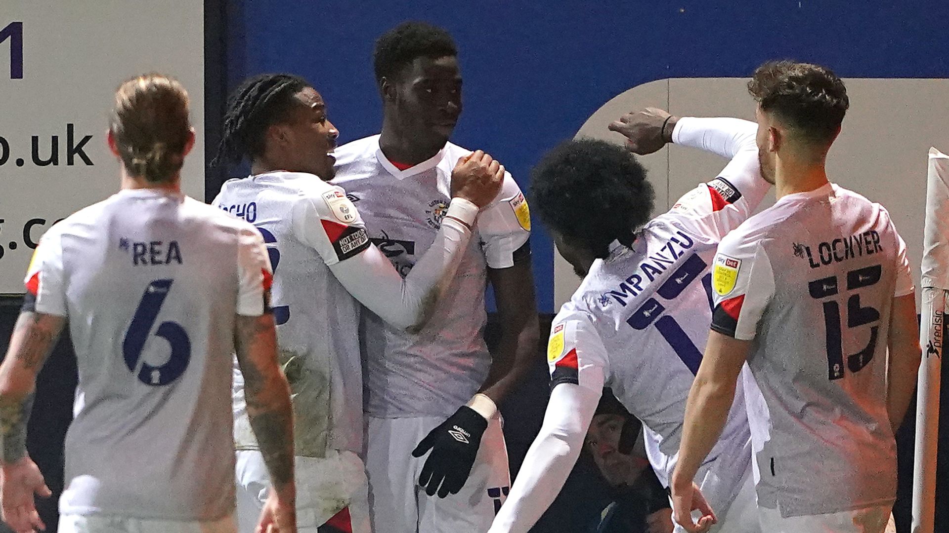 Luton see off Bristol City