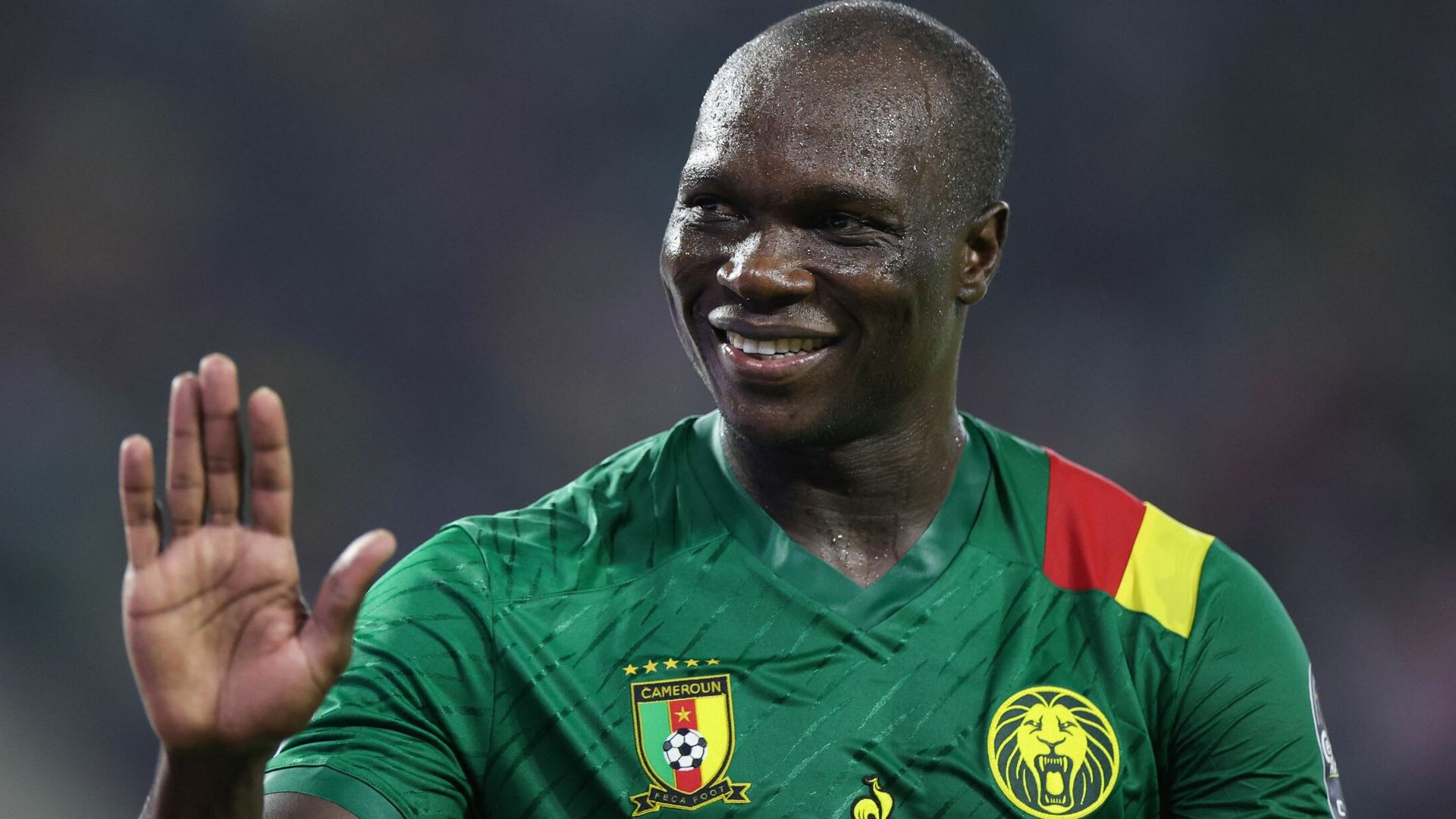 Cameroon into last eight after Comoros start left-back in goal