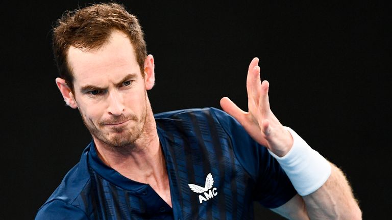 Andy Murray is through to the semi-finals in Sydney