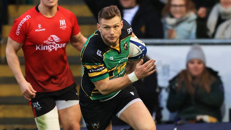 Dan Biggar finished off a fantastic Northampton move to score with little time left of the first half
