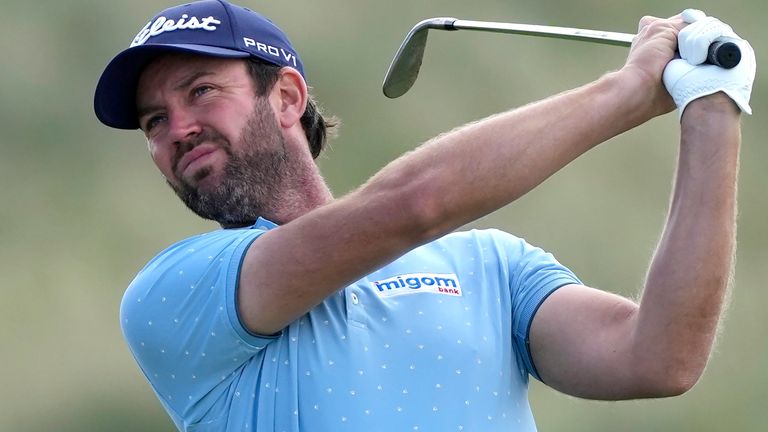 Scott Jamieson retained the lead after the third round of the Abu Dhabi Championship