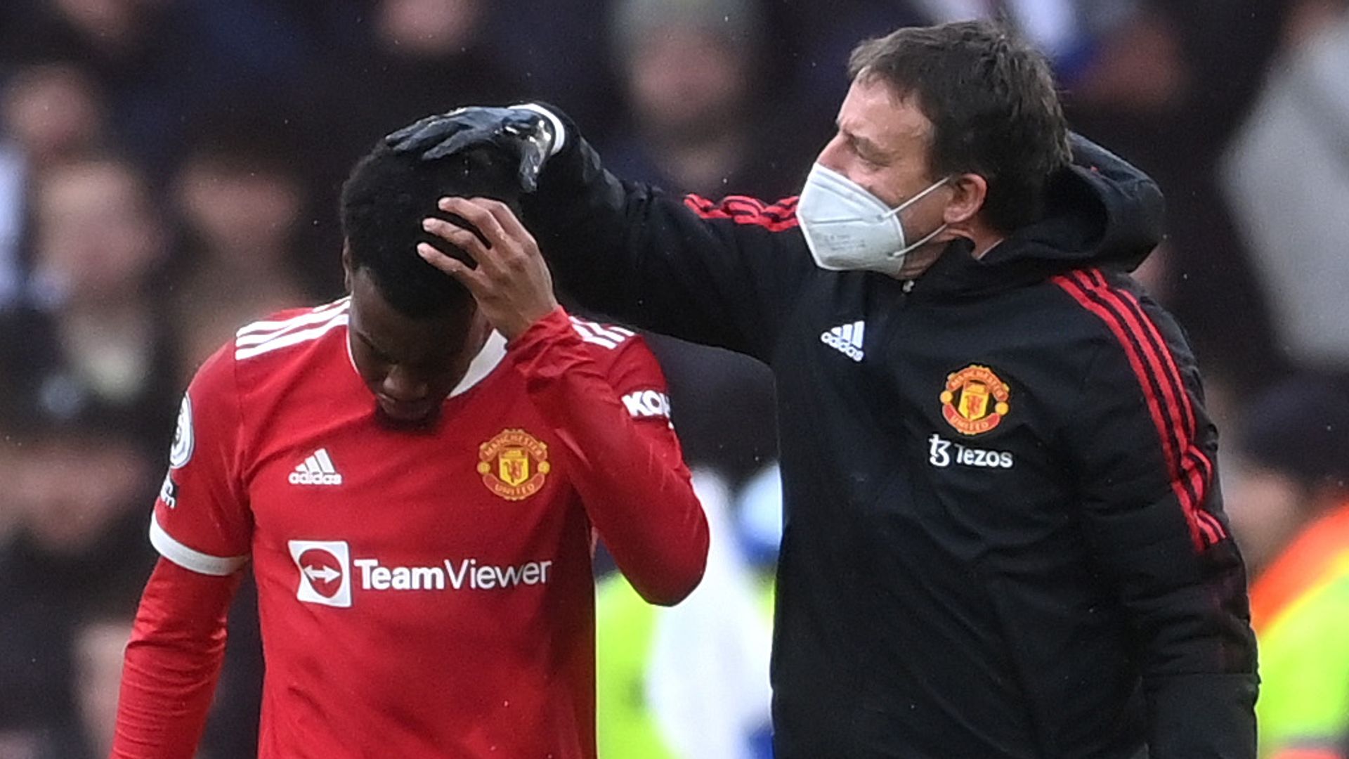 FA to probe incident after Man Utd players struck by missiles at Leeds
