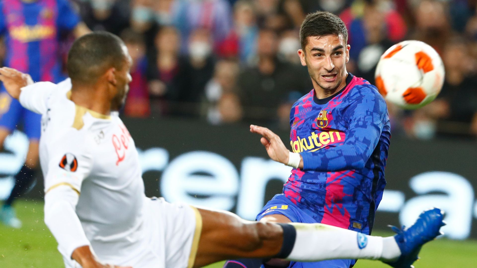 EL & ECL round-up: Barcelona held by Napoli