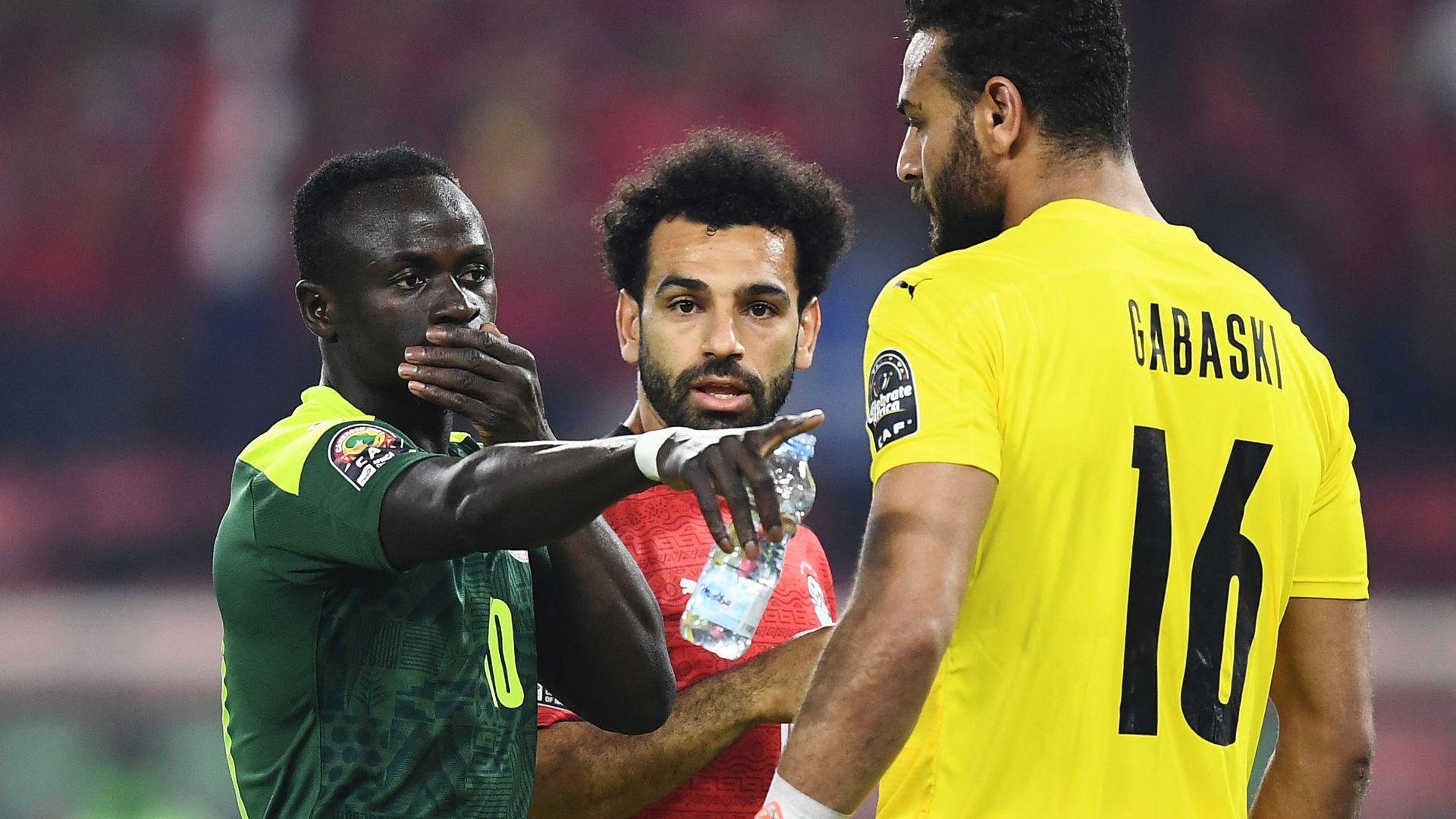 Mane's penalty in normal time saved! | Did Salah help his keeper?