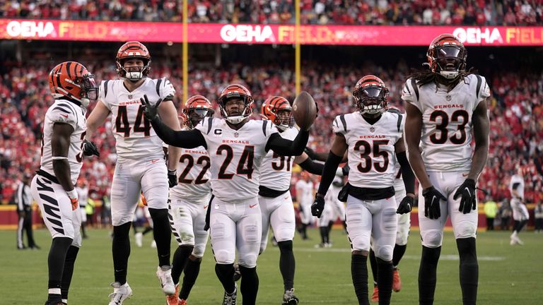 Take a look at how the Cincinnati Bengals made it to Super Bowl LVI, following the highs and lows of their 2021 season